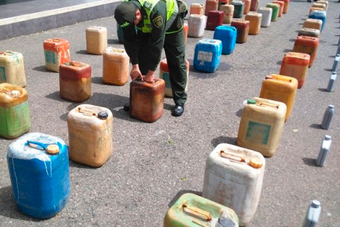 Incautan más de 15 mil litros de gasolina venezolana en Colombia