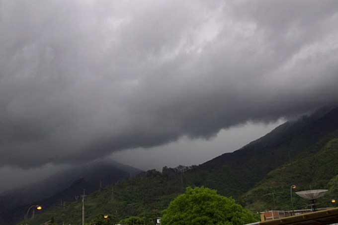 Inameh pronosticó cielos nublados para este lunes en el país