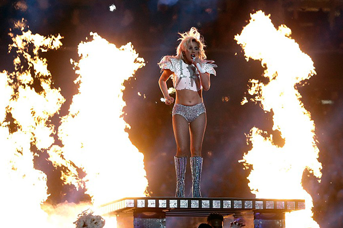 En fotos: ¡Impactante! Así fue el show de Lady Gaga en el Super Bowl