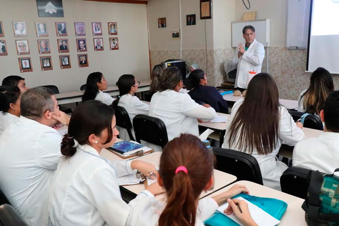 Inició curso para promotoras y promotores de la lactancia materna en Aragua
