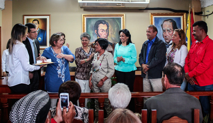 Concejo Municipal de Guacara sesionó en honor a los maestros