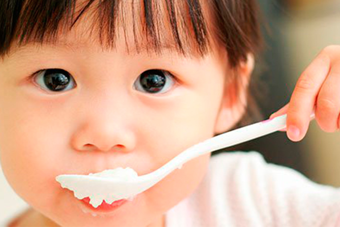 Salud infantil: conozca porqué los niños no deben comer arroz