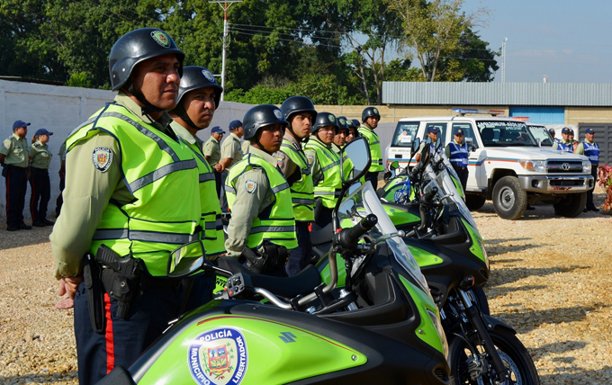 Policía Municipal de Libertador entregó Memoria y Cuenta del año 2016