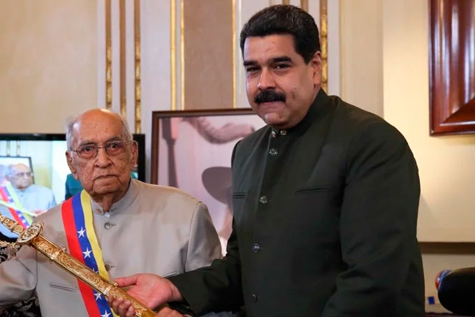 Presidente Maduro condecoró a Juan Vicente Torrealba