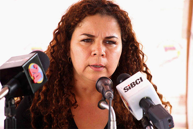 Iris Varela defendió a Ameliach por campaña de desprestigio en su contra