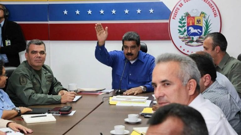 Presidente Maduro pidió a ministros reforzar contraofensiva del Gobierno