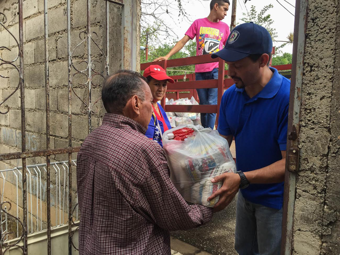 Alcalde de Libertador entregó más de 5 mil bolsas CLAP en la parroquia Independencia