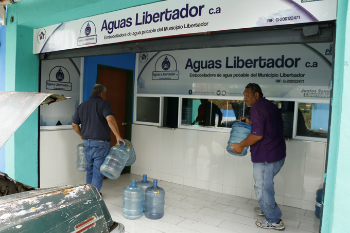 Embotelladora municipal “Aguas Libertador C.A” brinda un servicio de calidad a la ciudadanía