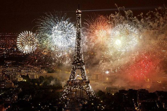 Torre Eiffel de aniversario: sepa cuántos años cumple este monumento