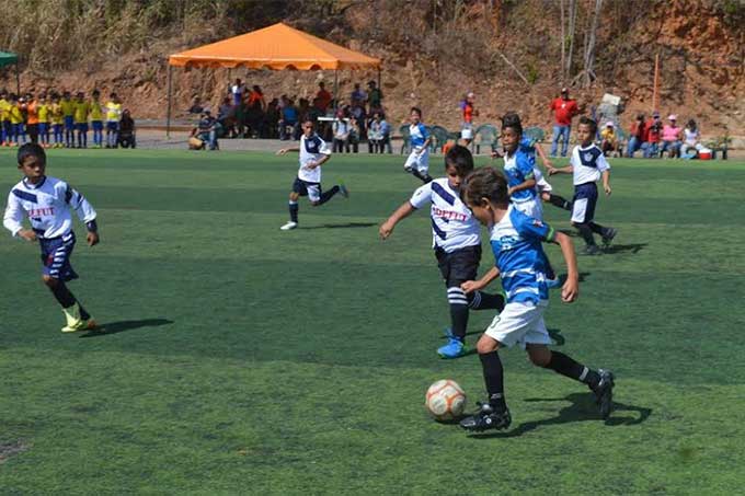 Torneo estadal de fútbol carabobeño comenzará el 8 de abril