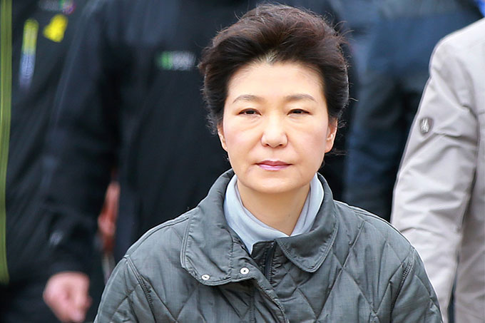 Imputan oficialmente a expresidenta surcoreana por caso de corrupción