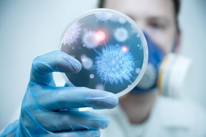 ¡De fiesta! Hoy se celebra el Día del Bacteriólogo y del Laboratorista Clínico