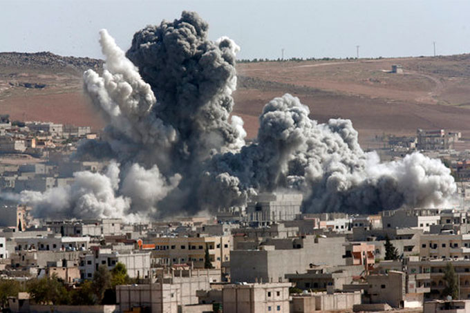 Bombardeo liderado por EEUU en Siria deja civiles muertos