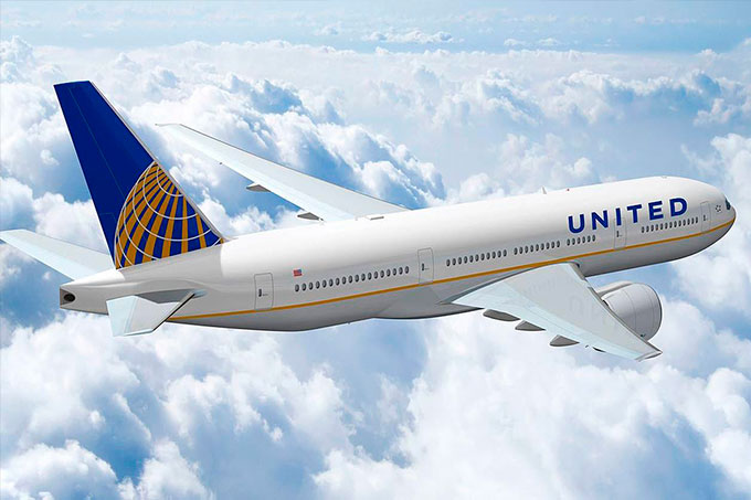 ¡Escándalo! Mira como United Airlines expulsó a pasajeros de avión (+video)