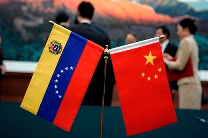 En materia petrolera: China y Venezuela refuerzan cooperación económica