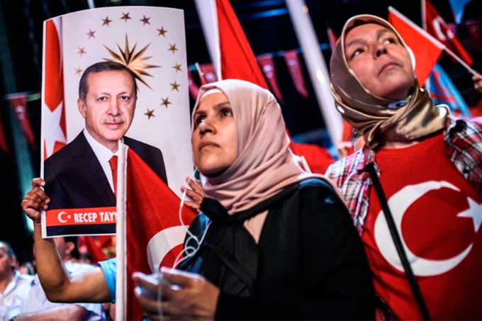 Referéndum de Turquía: el sí triunfa y le da más poder a Erdogan