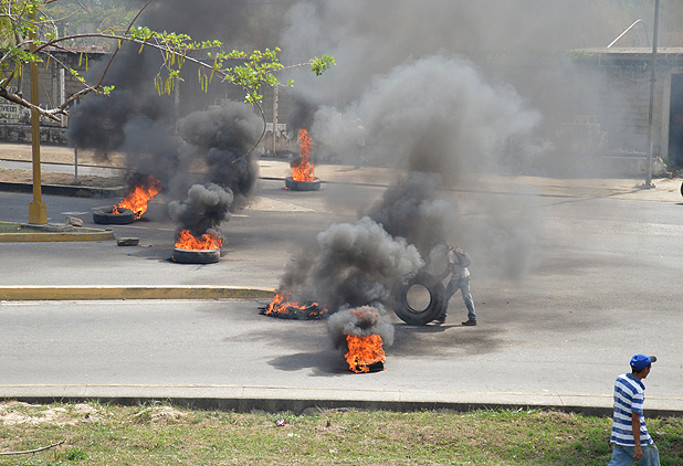 Denuncian que las protestas en Carabobo se anarquizaron