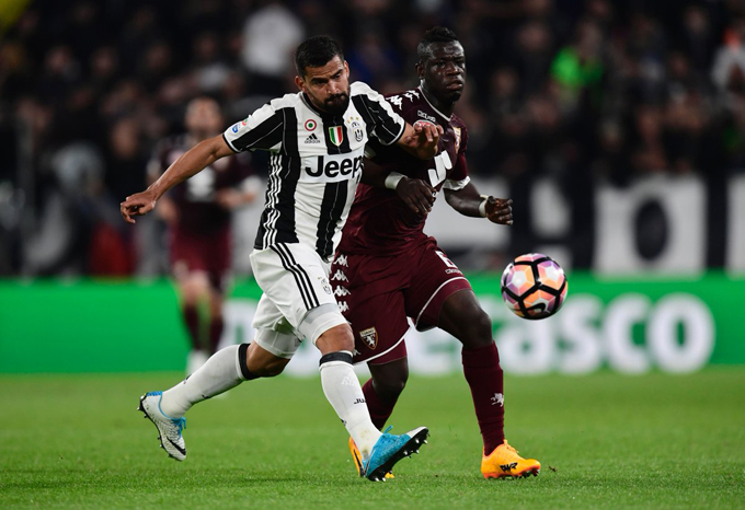 Juventus empató ante el Torino con Rincón de titular