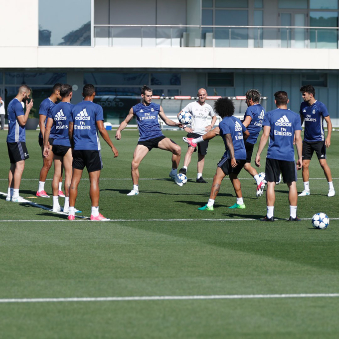 Real Madrid realizó su entrenamiento con dos novedades (+fotos)