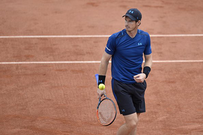 Murray luchó para pasar a la siguiente fase del Roland Garros