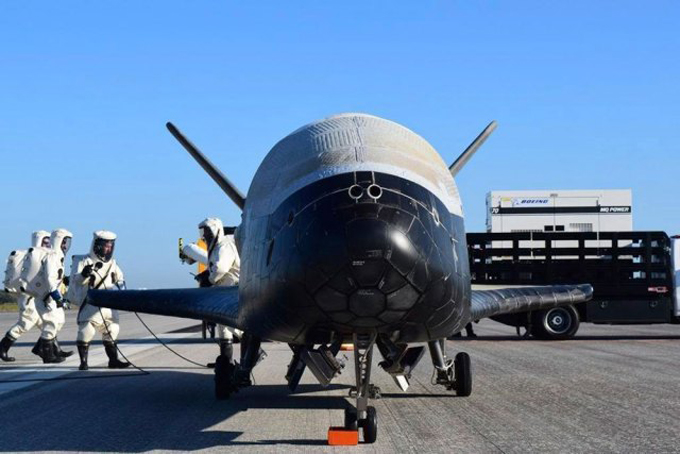 Aterrizó nave no tripulada  X-37B luego de dos años en órbita