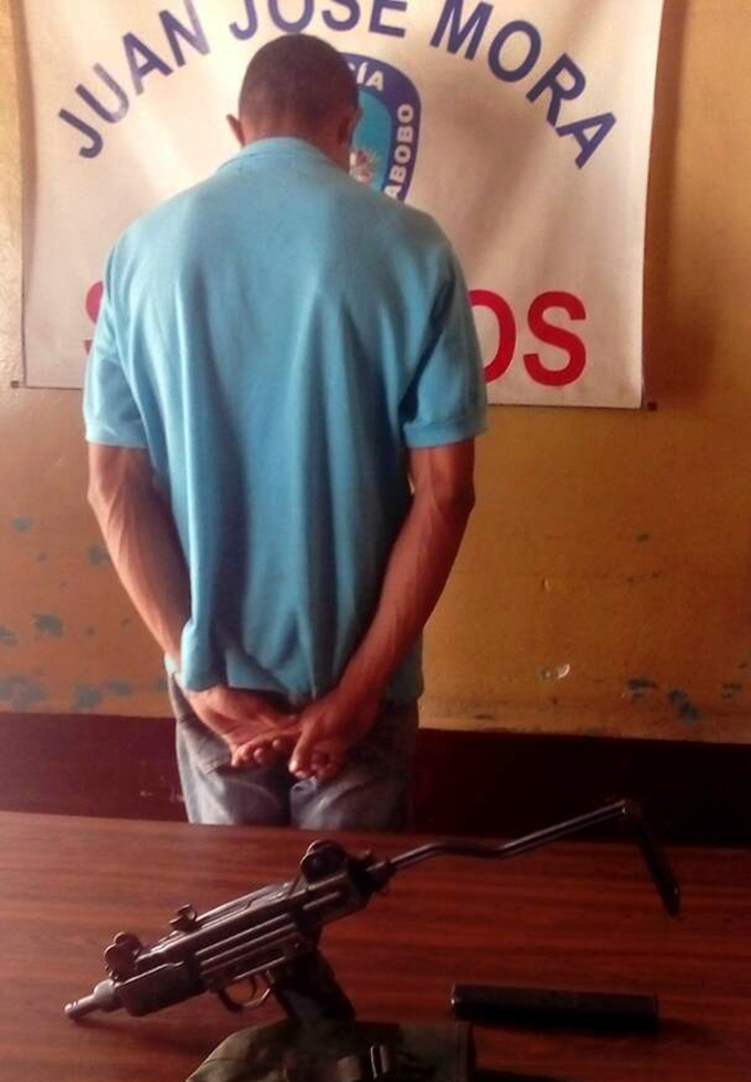 PoliCarabobo capturó a hombre con Sub-Ametralladora en Puerto Cabello