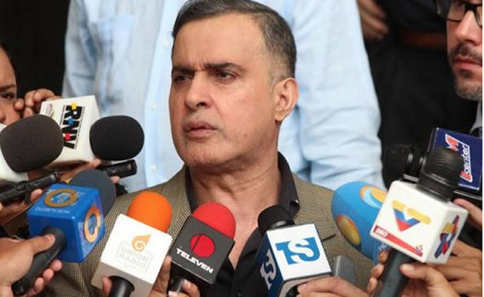 Tarek William Saab solicitó someterse a pueba del polígrafo junto a la Fiscal