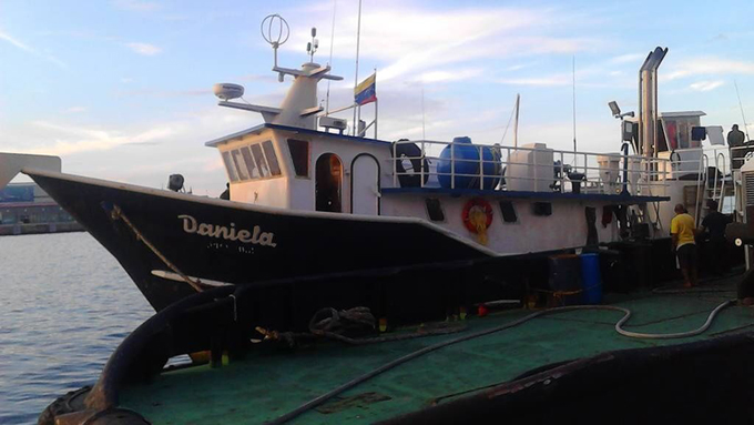 ¡Sanos y salvos! Rescatan a 9 tripulantes varados en Puerto Cabello