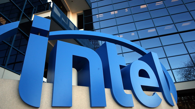 Intel presentó innovadores microprocesadores para los data center