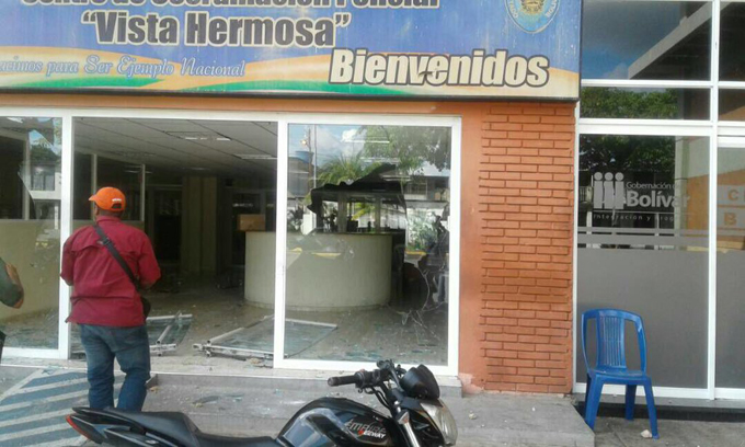 Gobernador de Bolívar repudió quema de Centro de Coordinación Policial