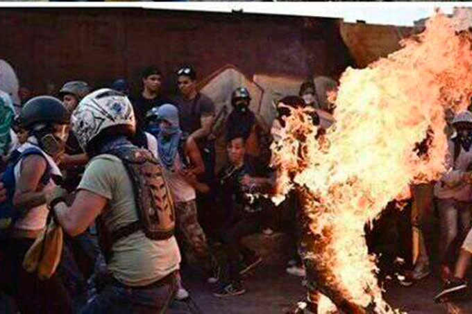Murió joven quemado durante protesta en Altamira (+tuits)