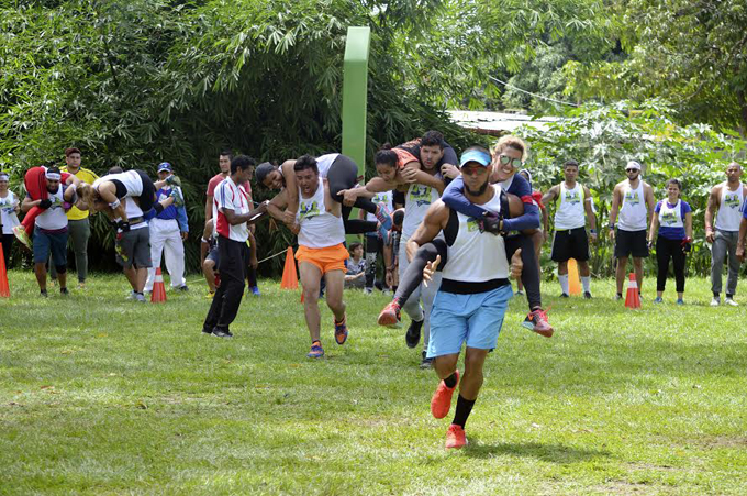 Guacareños mostraron destrezas físicas en el “1er Reto Crossfit 2017”