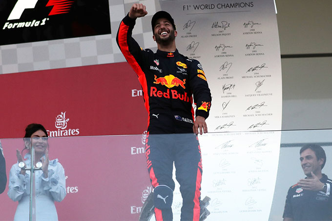 F1: Daniel Ricciardo ganó el Gran Premio de Azerbaiyán