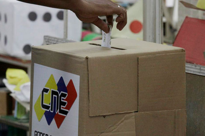 CNE: 94% de las mesas electorales del país ya se encuentran instaladas