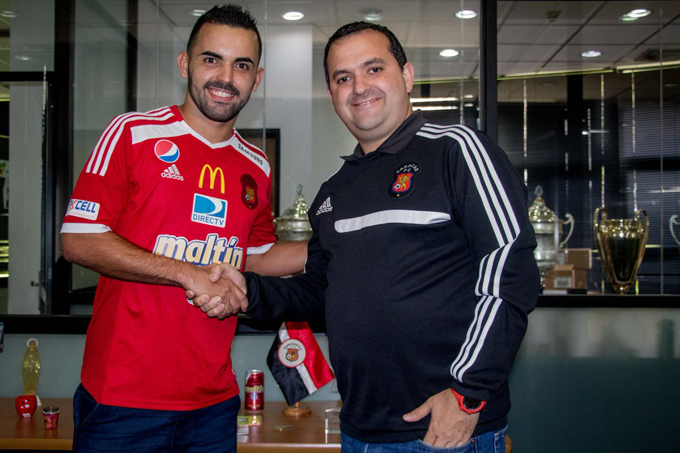 “Kuki” Martins es presentado como nuevo jugador del Caracas FC