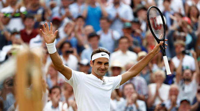 Federer se metió en semifinales de Wimbledon al vencer a Raonic