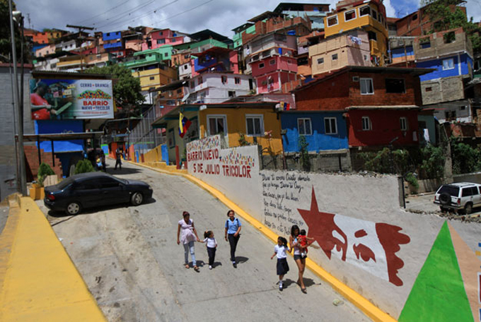 Barrio Nuevo Tricolor ha rehabilitado más 470.000 viviendas en todo el país