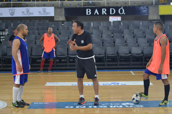 Luis Vinicio Matheus dirigirá a Trotamundos en Liga Superior de Futsal
