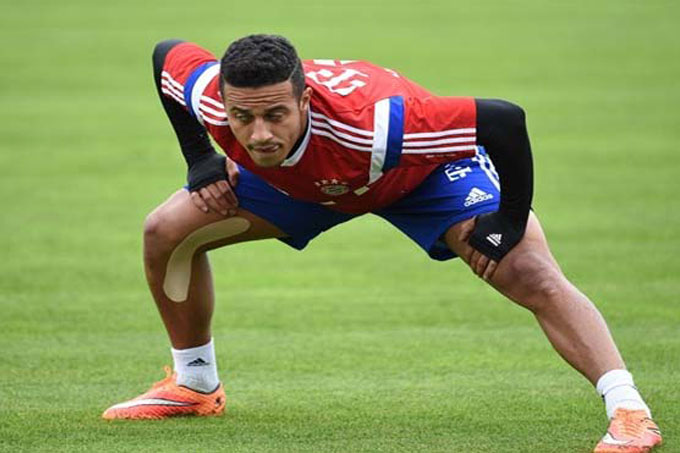 Bayern pierde un jugador: Thiago Alcántara abandona la gira asiática