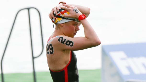 Nadadora alemana Finnia Wunram se desploma en el Mundial de Budapest
