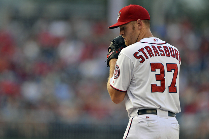 Stephen Strasburg ingresó a la lista de lesionados de Washington