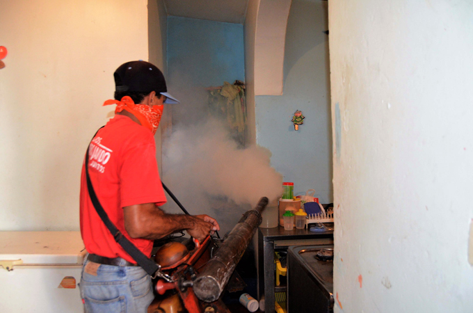 Intensas jornadas de fumigación recibieron comunidades al sur de Guacara