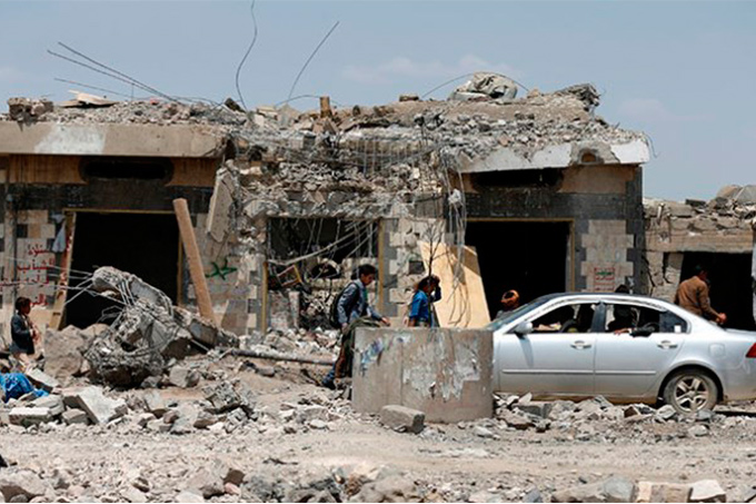 Bombardeo en hotel de Yemen dejó más de 60 personas muertas