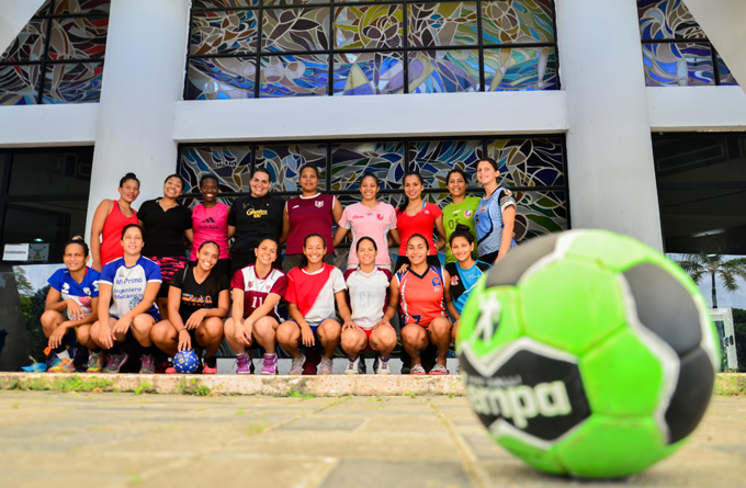 Carabobo alberga módulo de preparación de selección femenina de balonmano