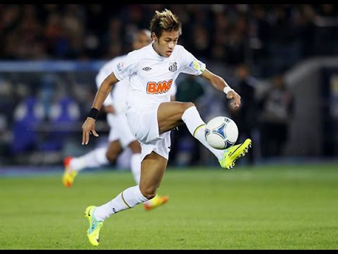 El Santos de Brasil le reclamó una fortuna al PSG tras la llegada de Neymar