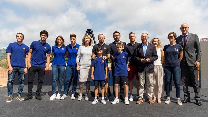 FC Barcelona colocó la primera piedra del Estadio Johan Cruyff
