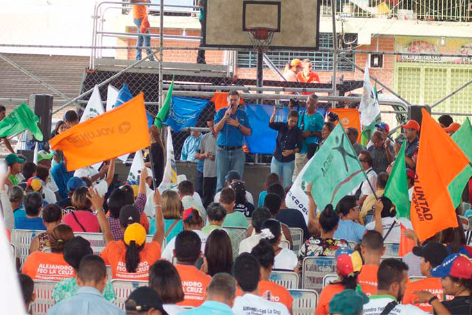 Feo La Cruz: actividad portuaria es clave en la recuperación económica de Carabobo
