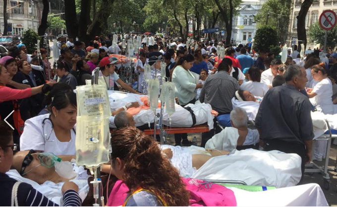 Reportan más de 130 fallecidos en México tras el terremoto
