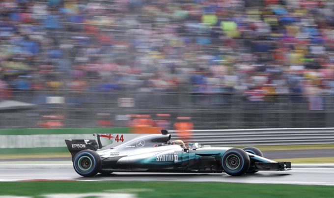 Hamilton batió récord de ‘poles’ de Schumacher y saldrá primero en Monza