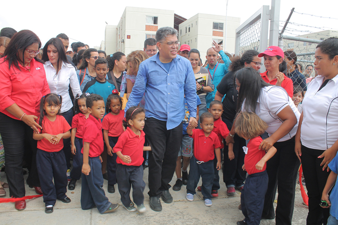 Más de 500 niños inician clases en nueva E.B.N. Ezequiel Zamora